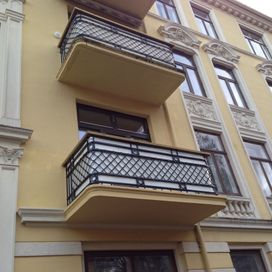 Ny balkong, kopi av eksisterende balkonger.